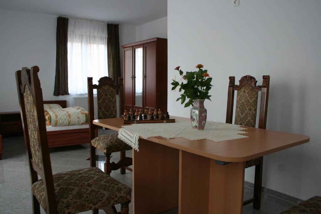Pensjonacik Graven Nidzica Room photo
